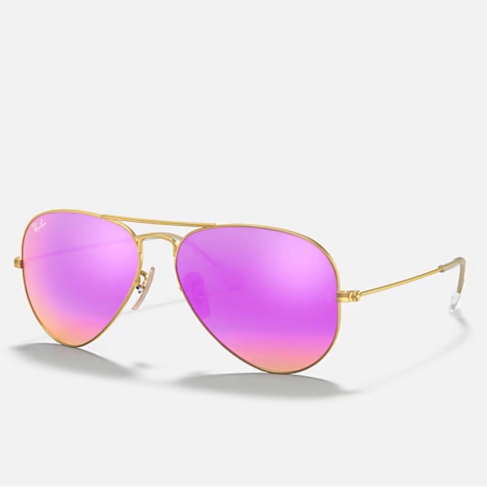 Ray-Ban Gold Aviator Sunglasses with Pink Lenses